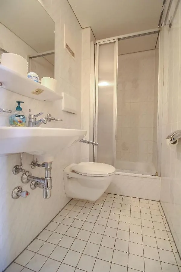 Cozy Apartment In Lively Area Wien